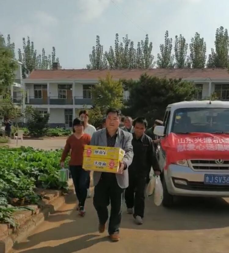 山東興源機(jī)械有限公司|起重機(jī)|行車|山東興源機(jī)械|單梁起重機(jī)|電動葫蘆|起重配件|m.qdtwky.com|xyqzj|xyqzj.com|興源起重機(jī)|興源|起重機(jī)行車|起重設(shè)備|起重機(jī)械