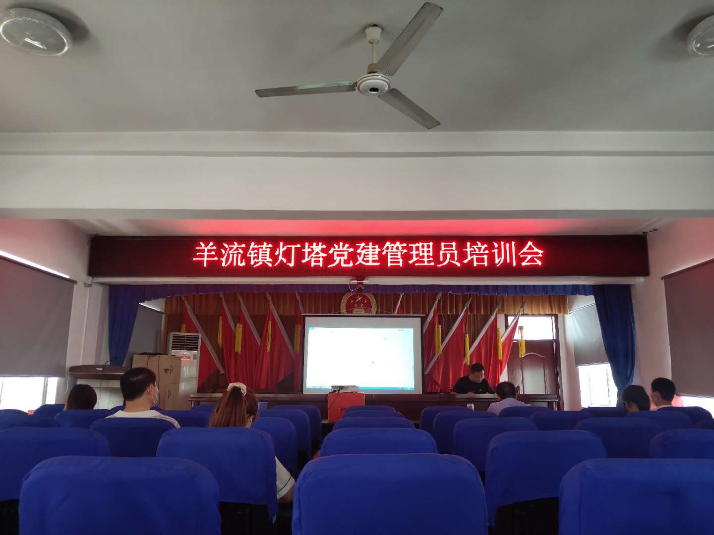 山東興源機械有限公司官網(wǎng)|起重機|行車|山東興源機械|單梁起重機|電動葫蘆|起重配件|m.qdtwky.com|xyqzj|xyqzj.com|興源起重機|興源|起重機行車|起重設(shè)備|起重機械